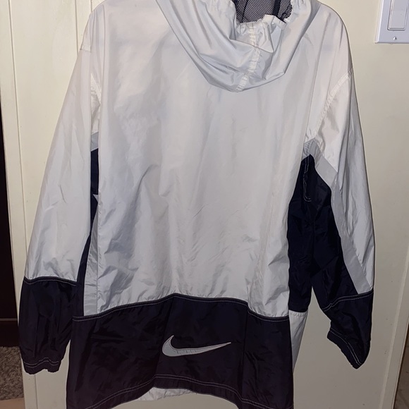 Vintage Nike hooded  windbreaker jacket - Picture 7 of 7